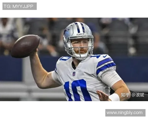 NFL美式足球明星在篮球场上展现扣篮绝技引发热议