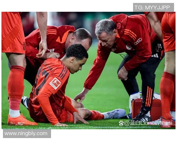 足球明星受伤揭秘骨折部位分析与康复进程探讨